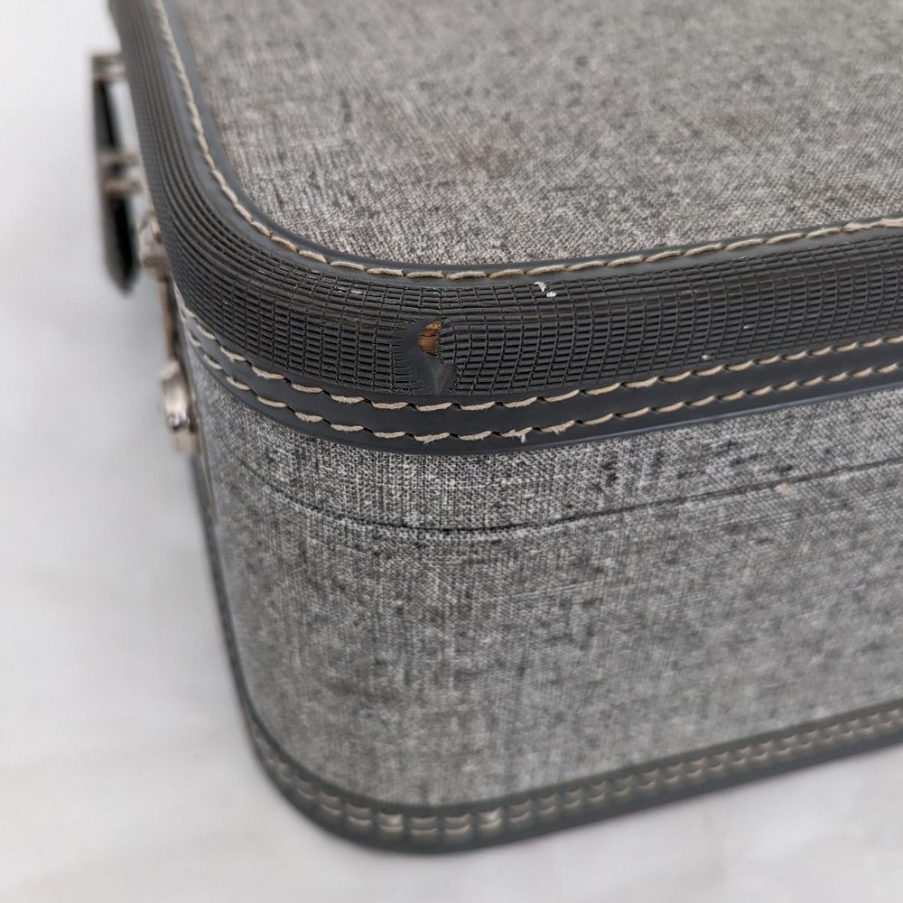 ๐ผโ๏ธ Vintage TravelJoy 2 x Locking Hardshell Suitcases โ๏ธ๐ผ - Picture 16 of 16